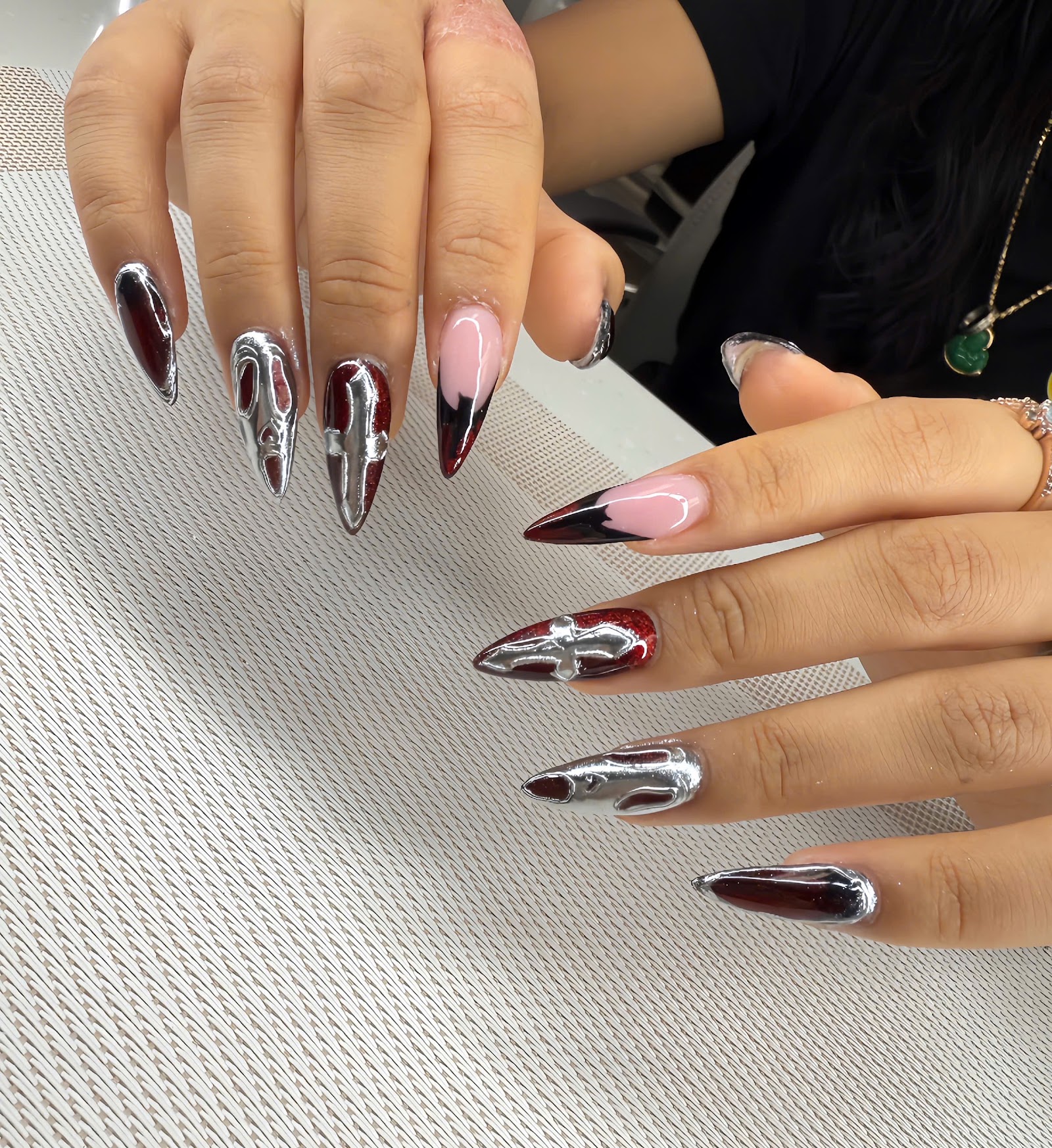 Folly Nails logo